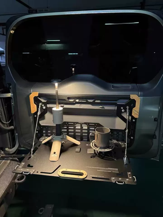 X-STREAM Land Rover Defender Tailgate Rack – Rear Door Storage Panel, Tactical MOLLE Board, Foldable Cargo Shelf Table, Camping Gear, Custom Interior Accessory – Compatible with Defender 130/ 110 / 90 (2020–2025)